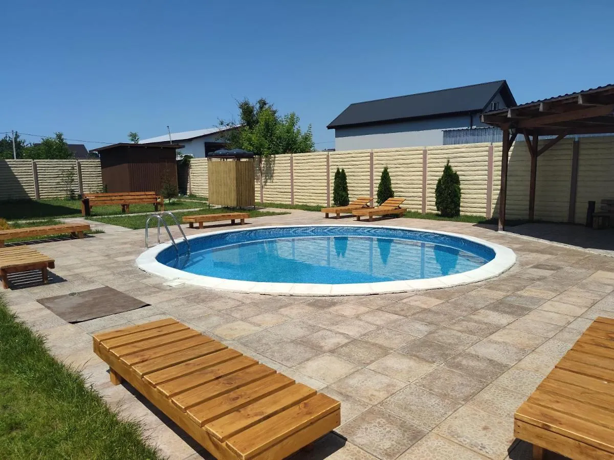 Holiday home Будинок Де Є Басейн Та Дві Бесідки Чан Джакузі Boryspil Ukraine